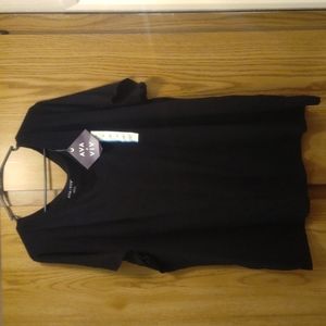 New with tag ava aia t-shirt. 3x black